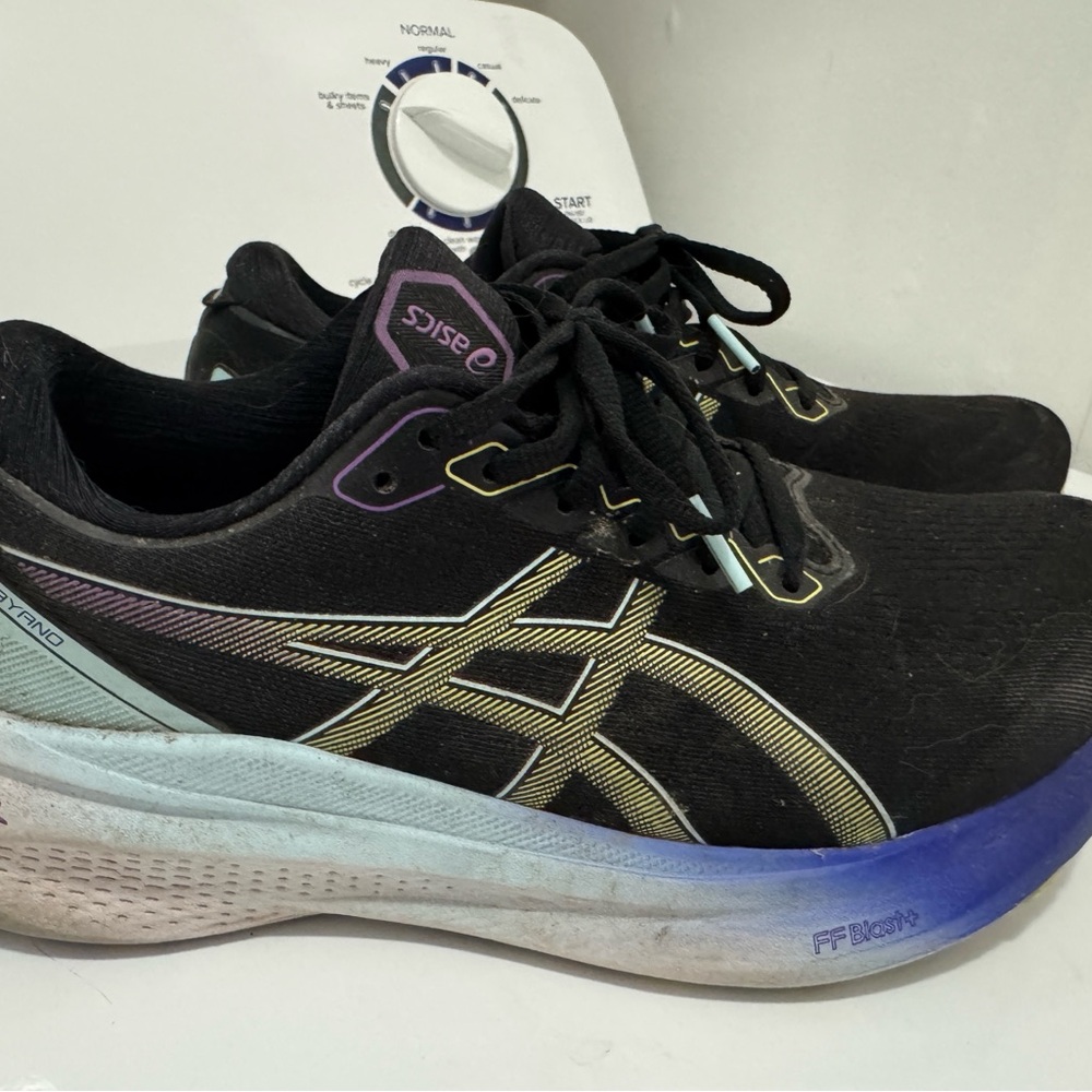 Asics Black and Light Blue Gel-Kayano 30